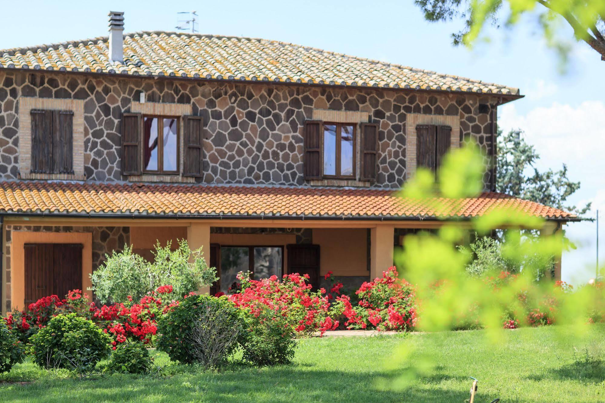 Locanda Rossovino Montebello Exterior photo